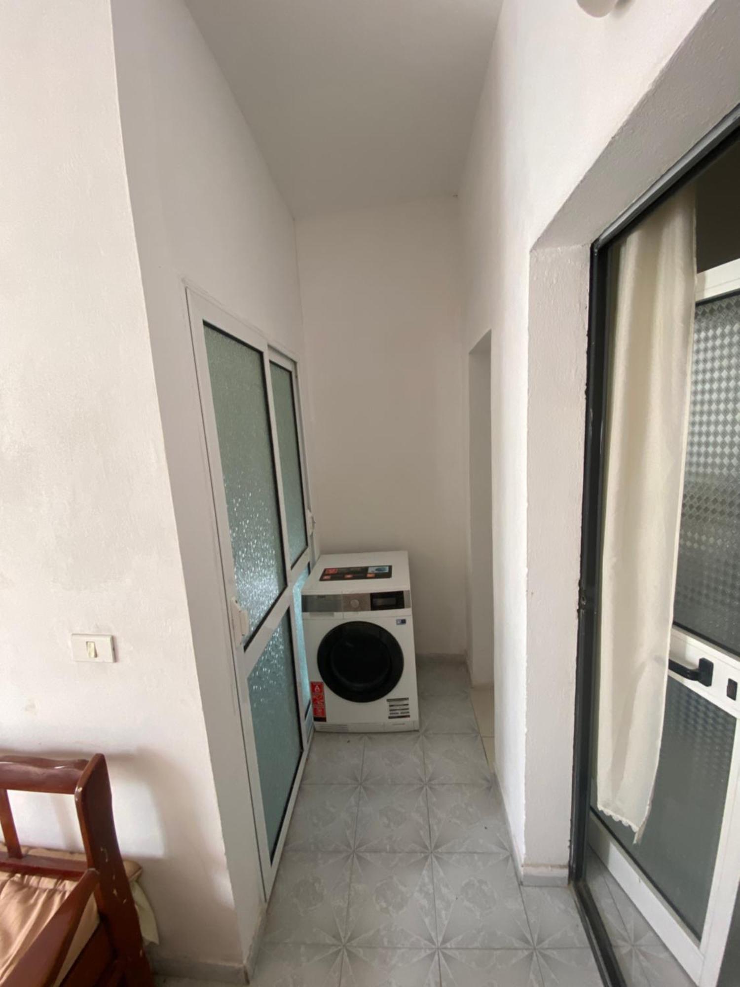 Lovely 2-Bedroom With Greenery View Durrës Kültér fotó